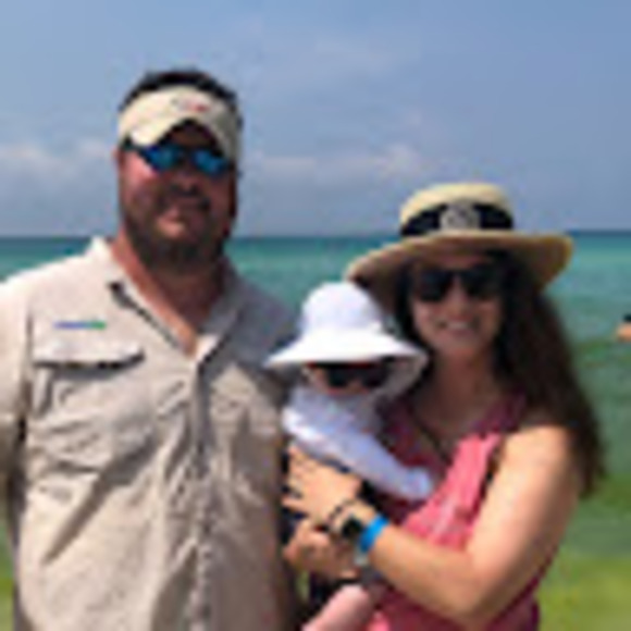 Meet your Posher, Lisa - Picture 1 of 1